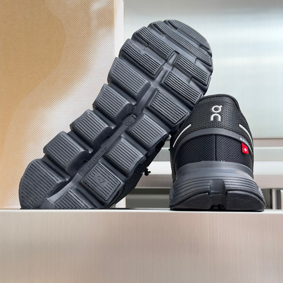 On Cloud 6 All-Black Sneakers