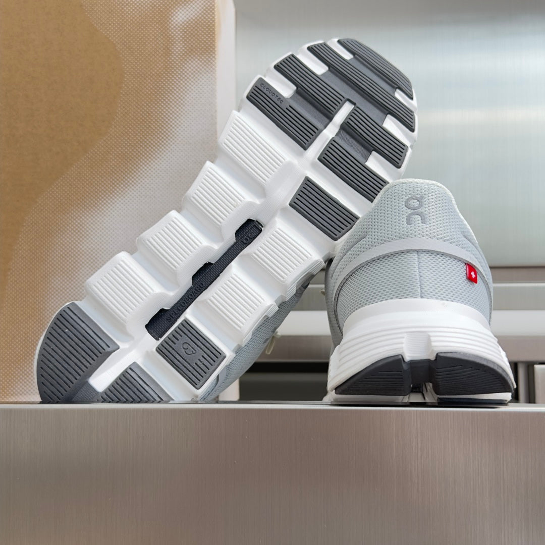 On Cloud 6 Silver Grey & White Sneakers