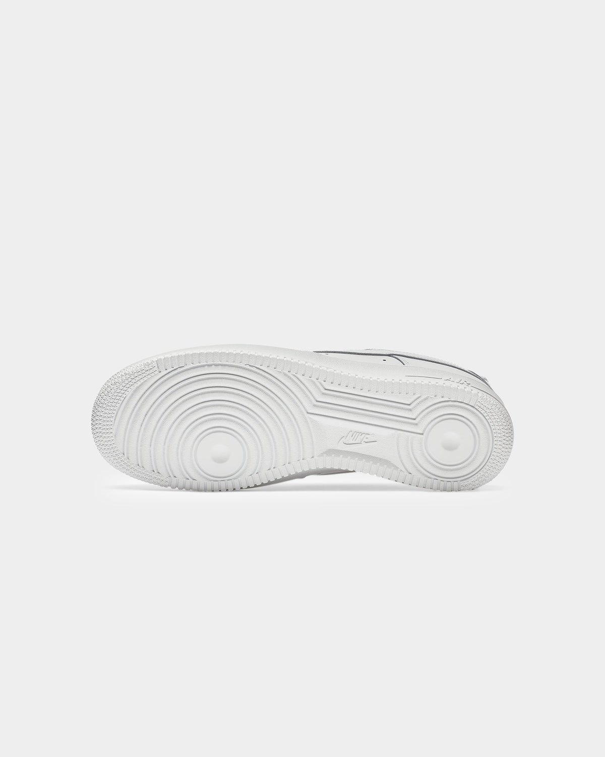 Nike Air Force 1 ’07 Triple White Sneakers