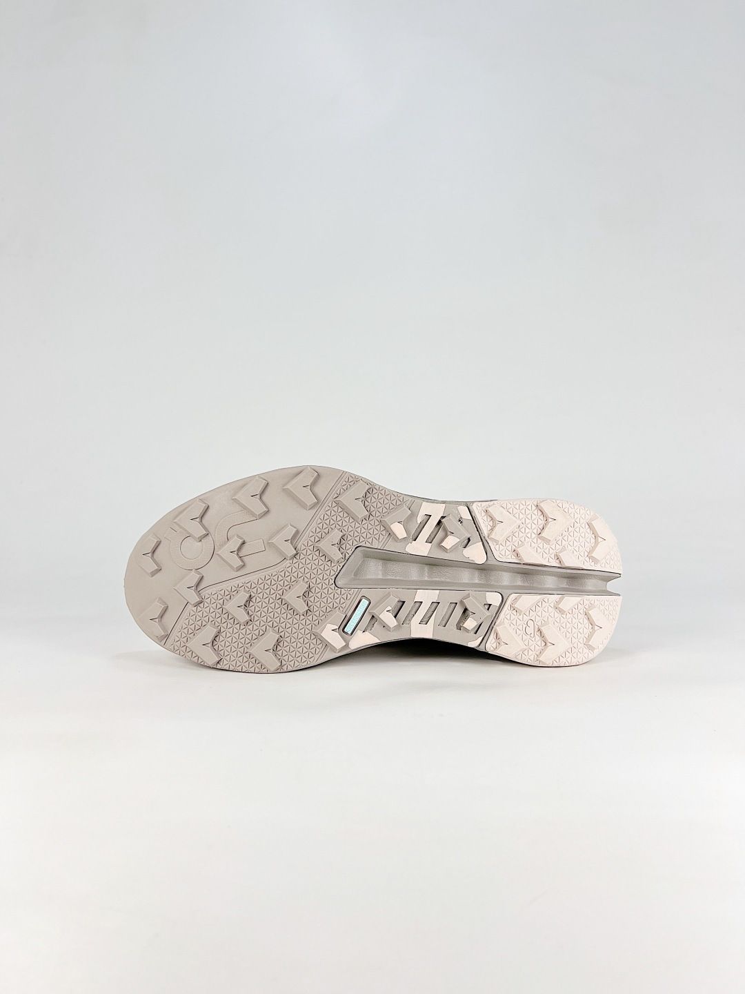 On Cloudleap White & Grey Sneakers