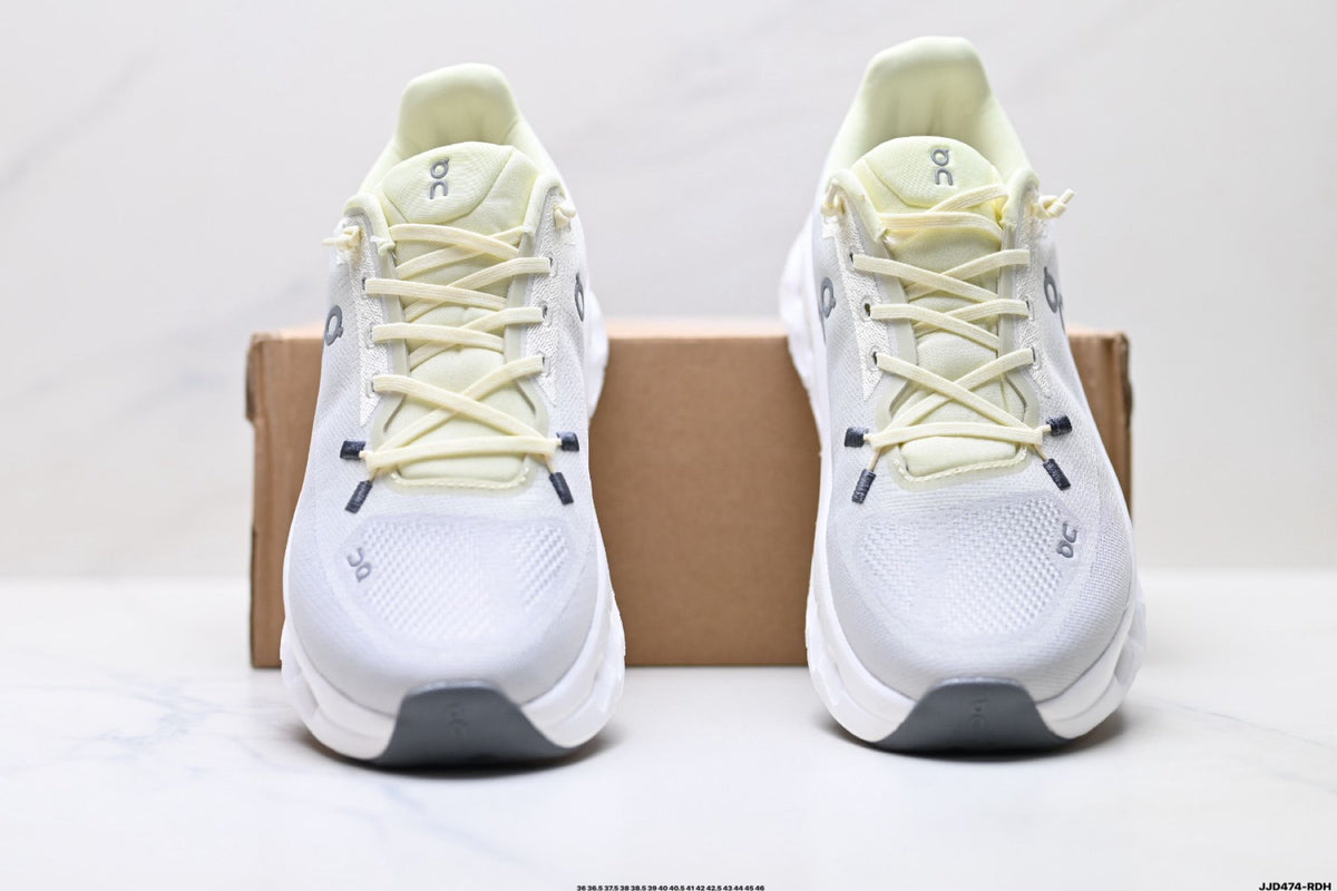 On Cloudtilt Light Grey & White Sneakers