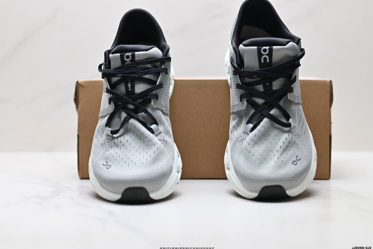 On Cloud X 4 Grey & Mint Sneakers