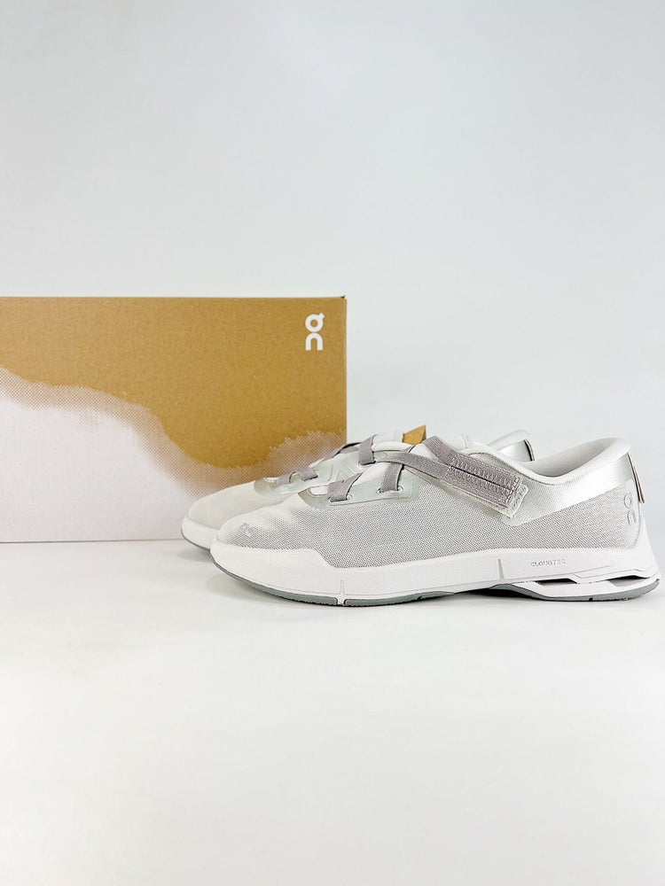 On Cloudnova Moon White & Grey Sneakers