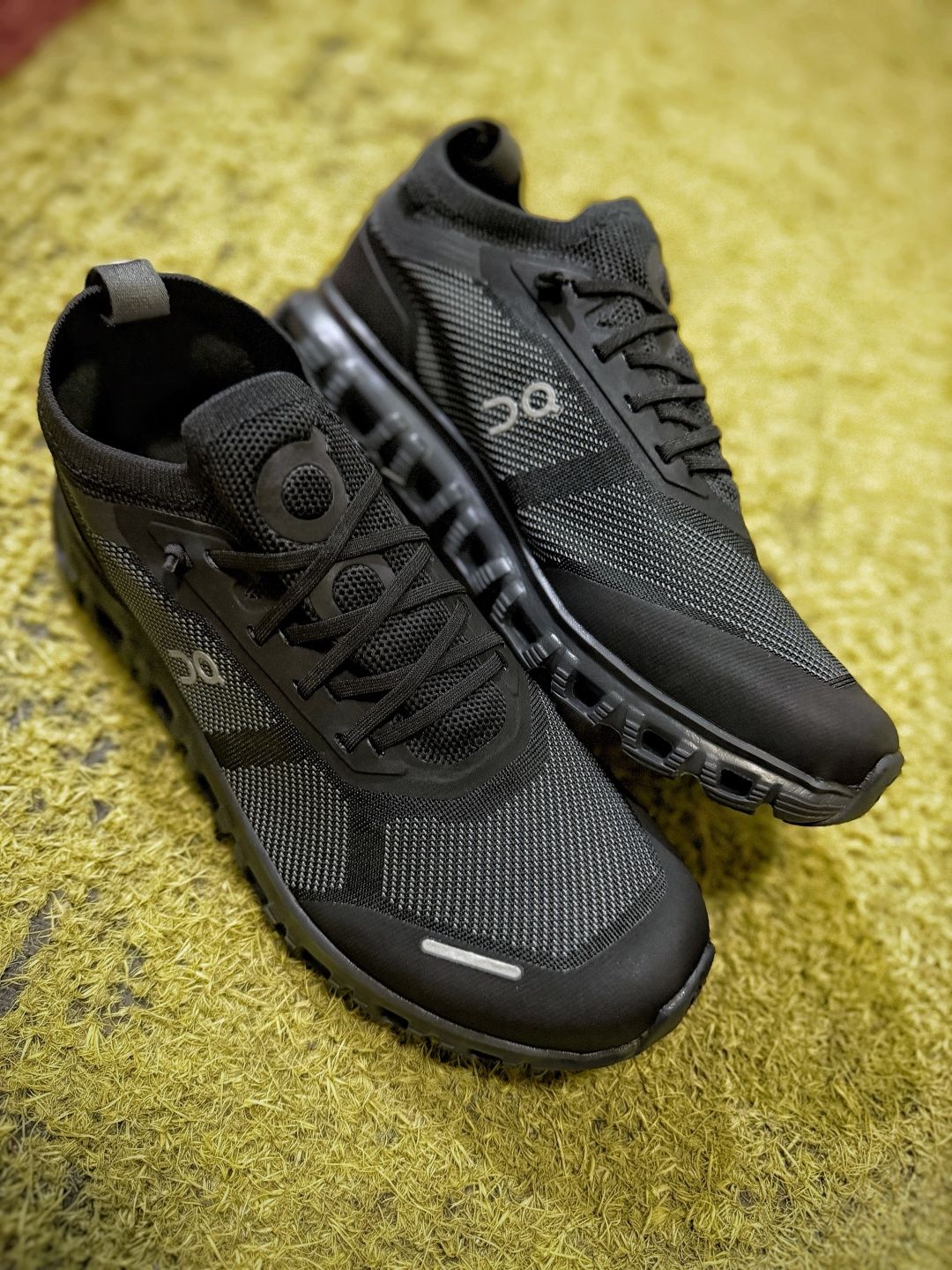 On Cloudultra All-Black Sneakers