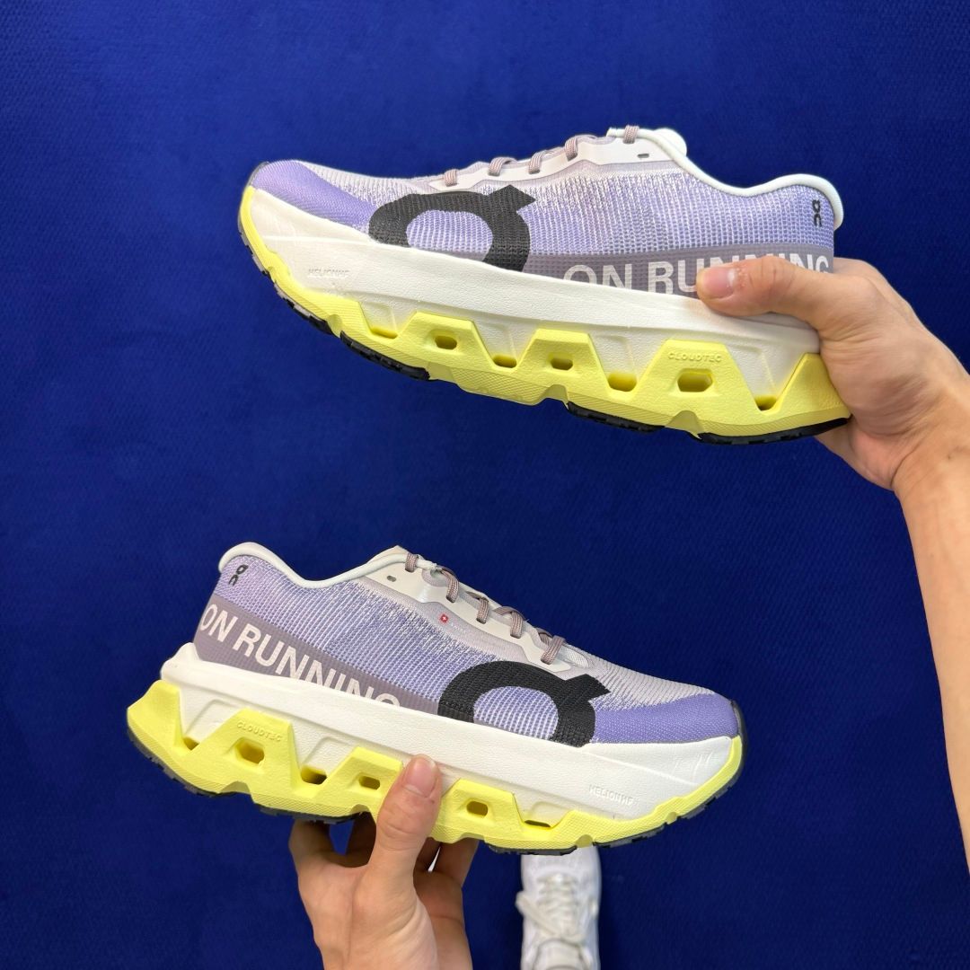 On Cloudmonster 3 Hyper Sneakers