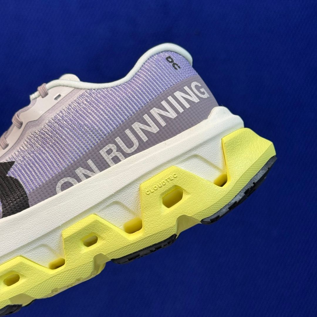 On Cloudmonster 3 Hyper Sneakers