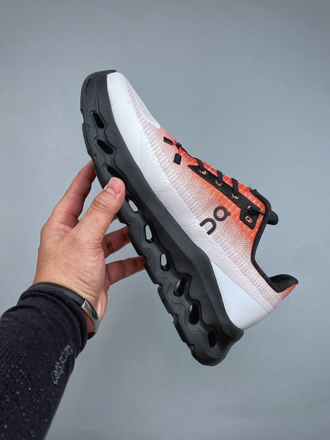 On Cloud X 4 White & Coral Sneakers
