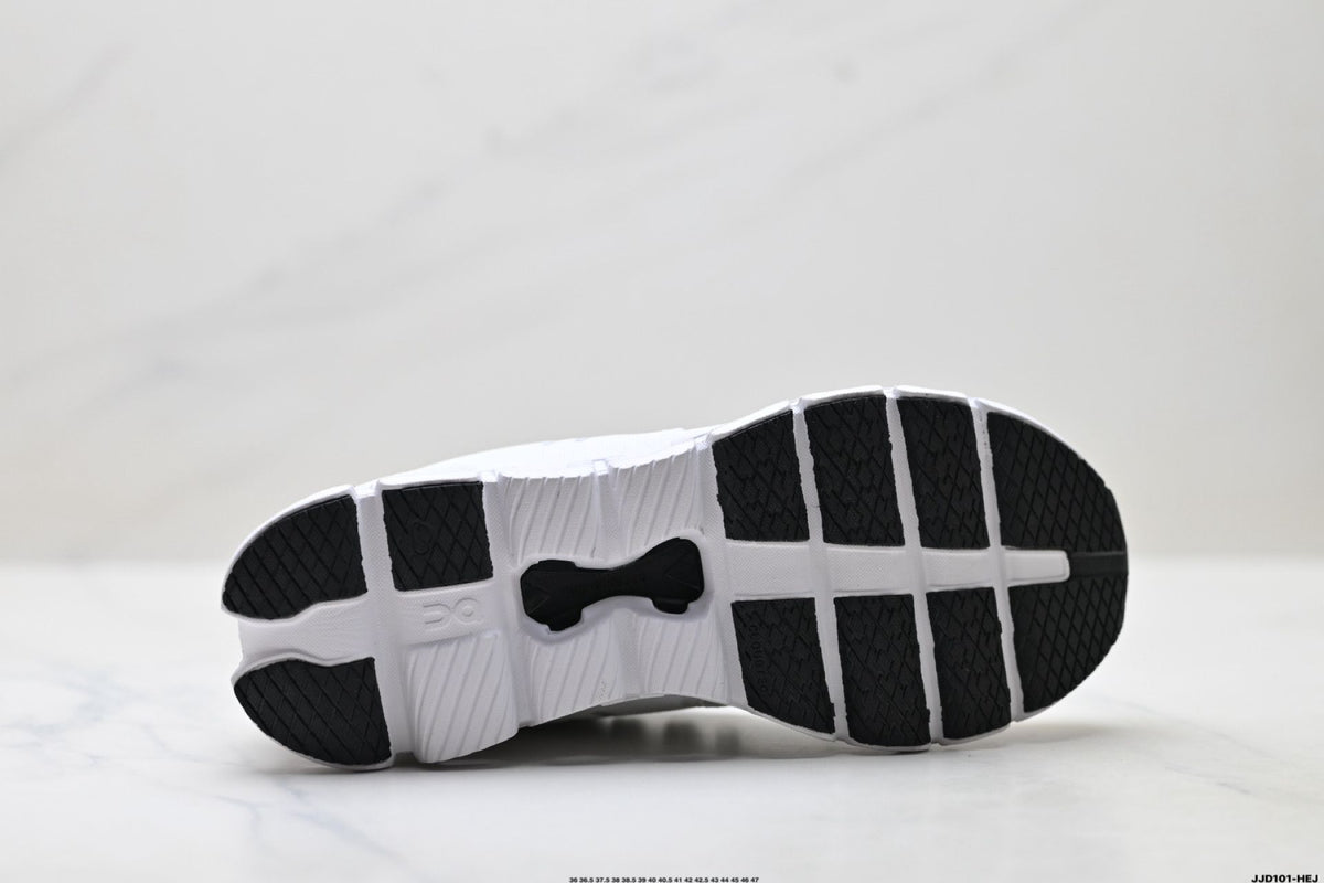 On Cloud X 4 White & Black Sneakers