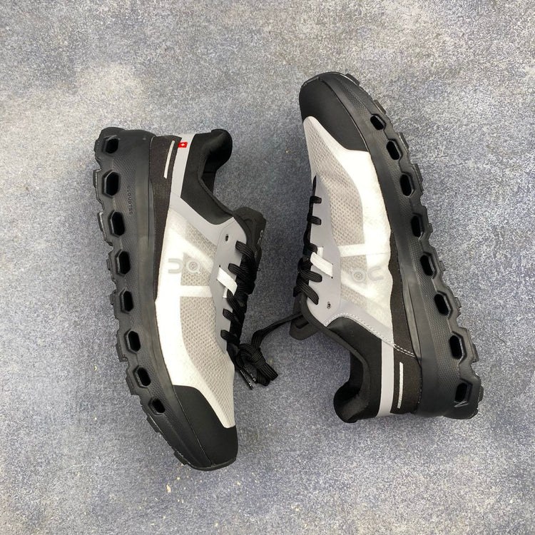 On Cloudvista 2 Cream & Black Sneakers