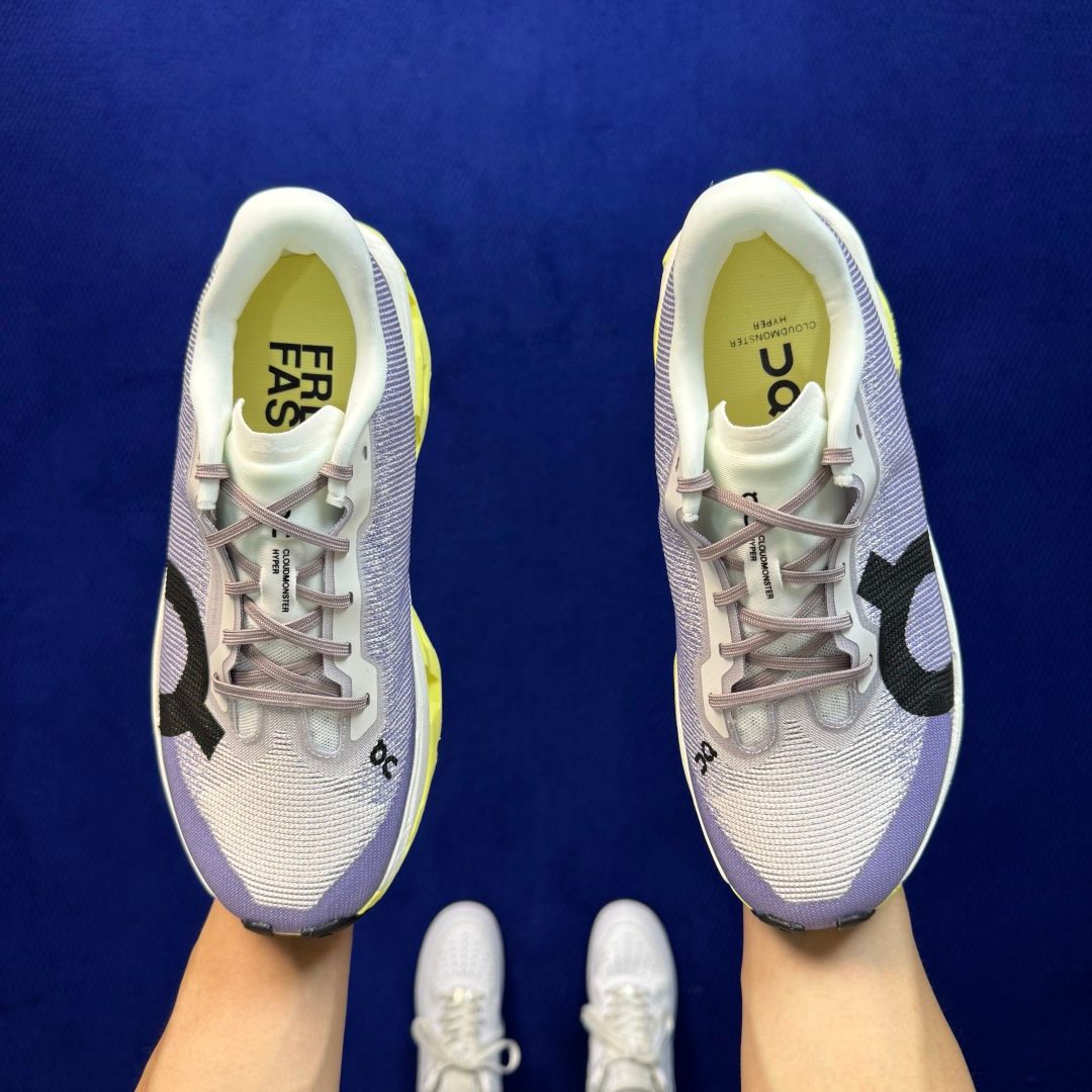 On Cloudmonster 3 Hyper Sneakers