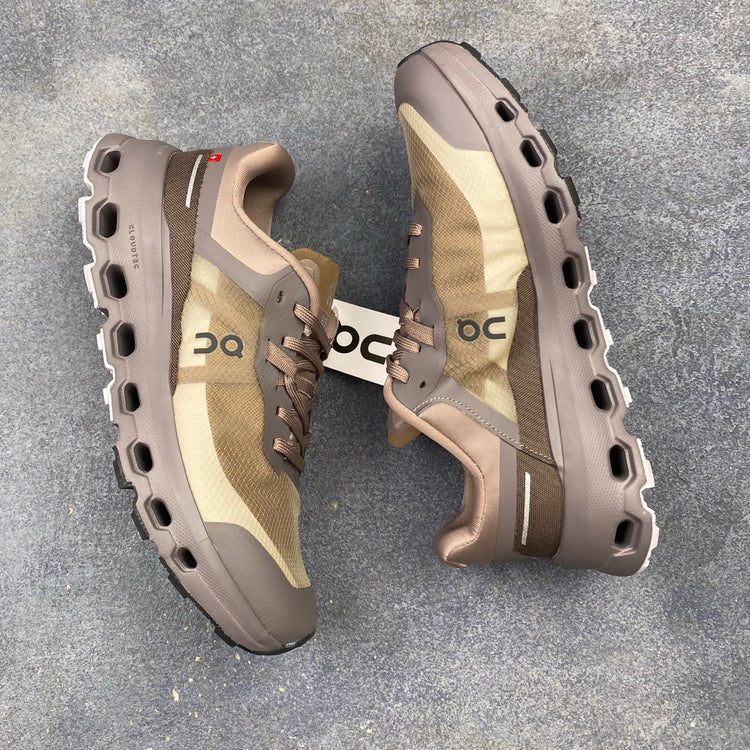 On Cloudvista 2 Taupe & Sand Sneakers