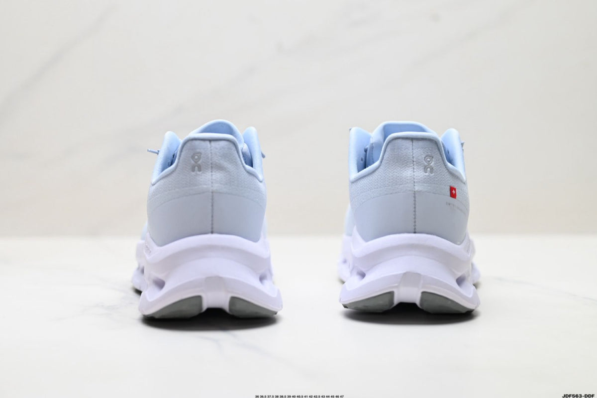 On Cloudtilt Light Grey Sneakers