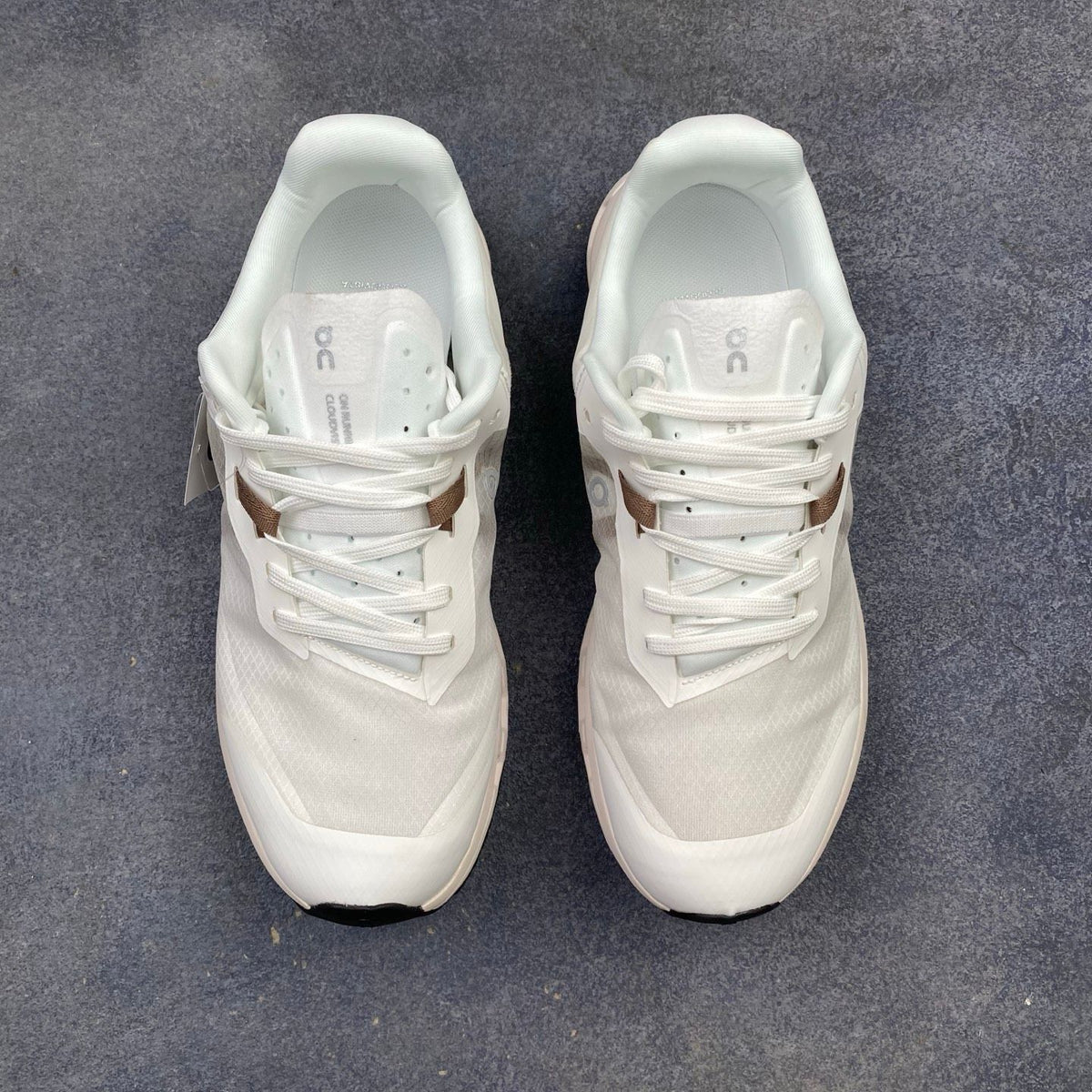 On Cloudvista 2 Cream & Taupe Sneakers