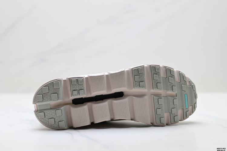 On Cloud 6 Geo White & Light Grey Sneakers