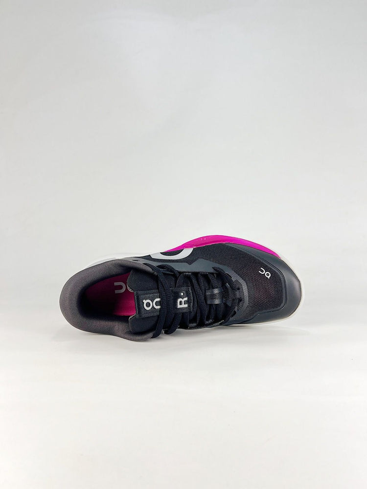 On THE ROGER Pro 3 Clay Black & Pink Sneakers
