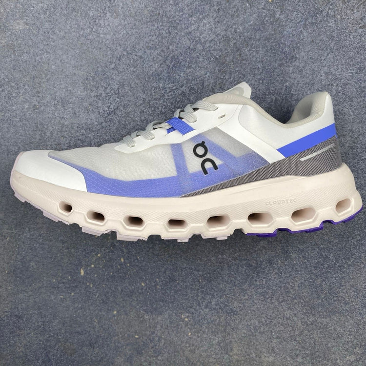 On Cloudvista 2 Cream & Blue Sneakers