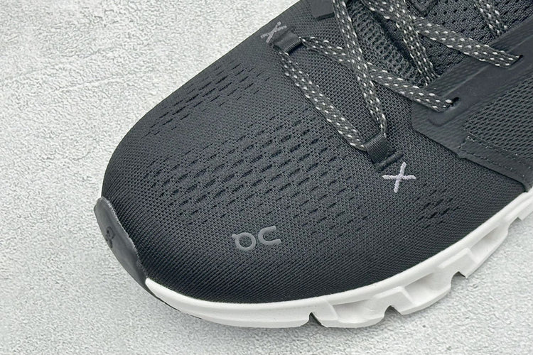On Cloud X 5 Black & White Sneakers