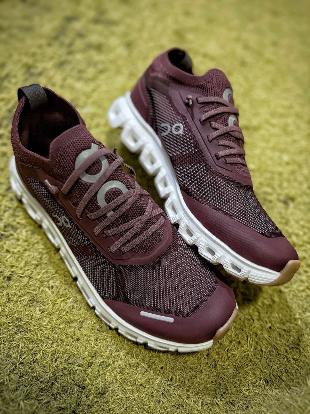 On Cloudultra Burgundy & White Sneakers