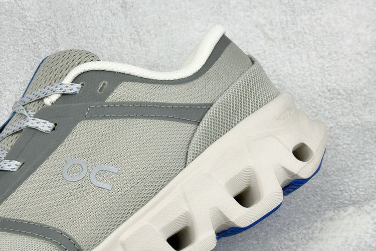 On Cloud X 5 Grey & White Sneakers