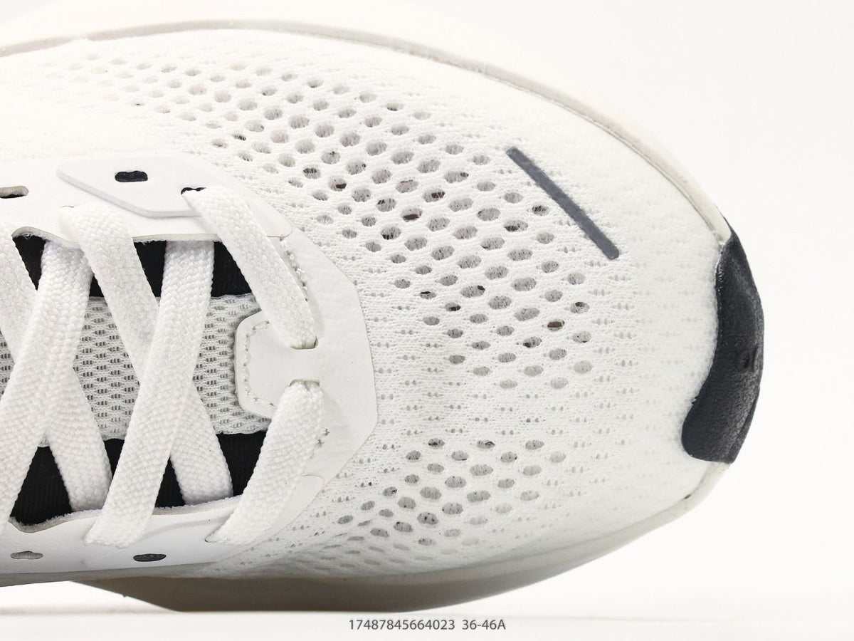 On THE ROGER Pro Fire White & Black Sneakers