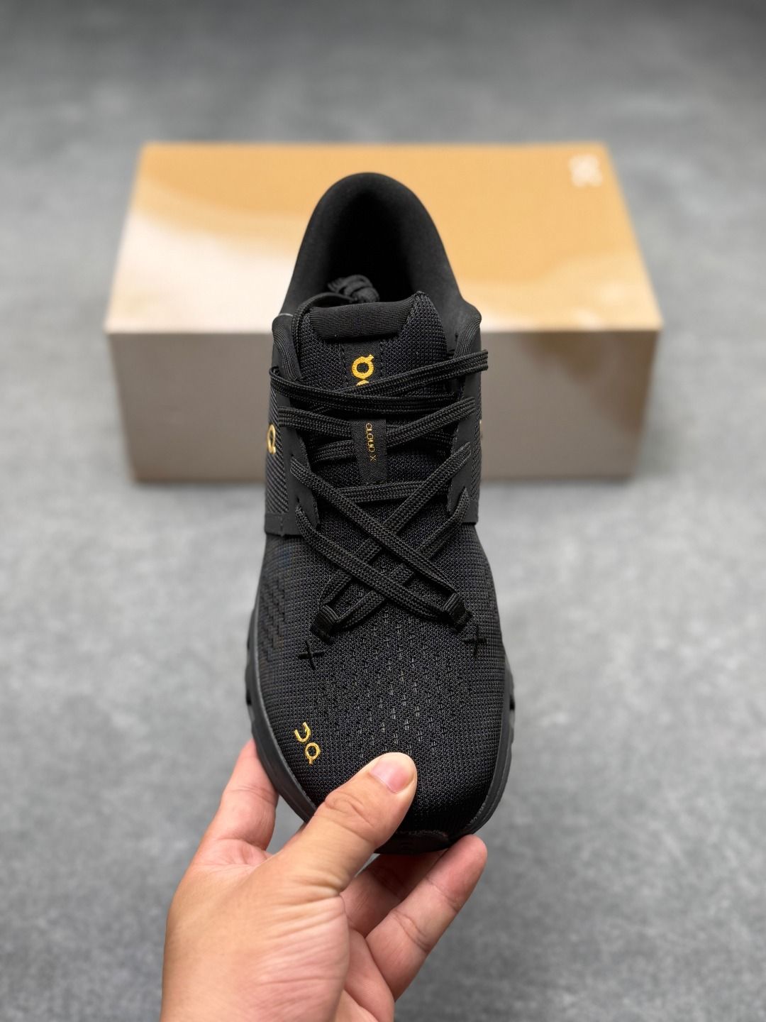 On Cloud X 4 Black Sneakers with Lime Details