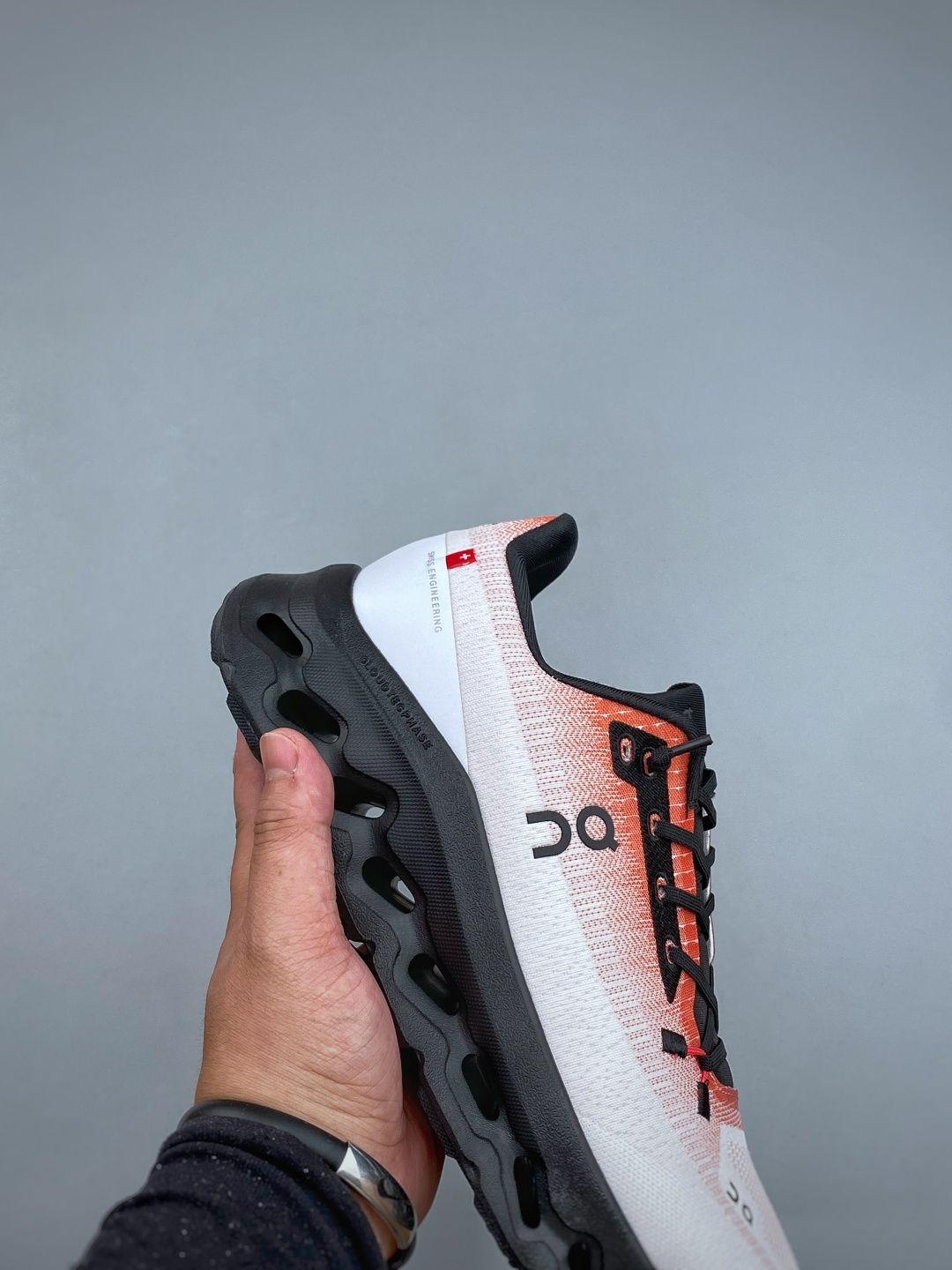 On Cloud X 4 White & Coral Sneakers