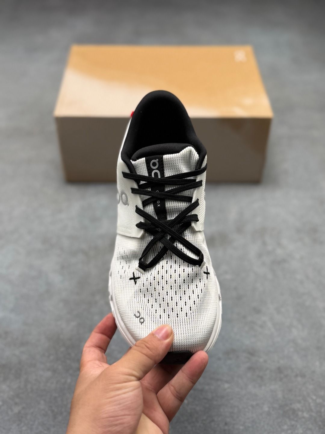 On Cloud X 4 White & Black Sneakers
