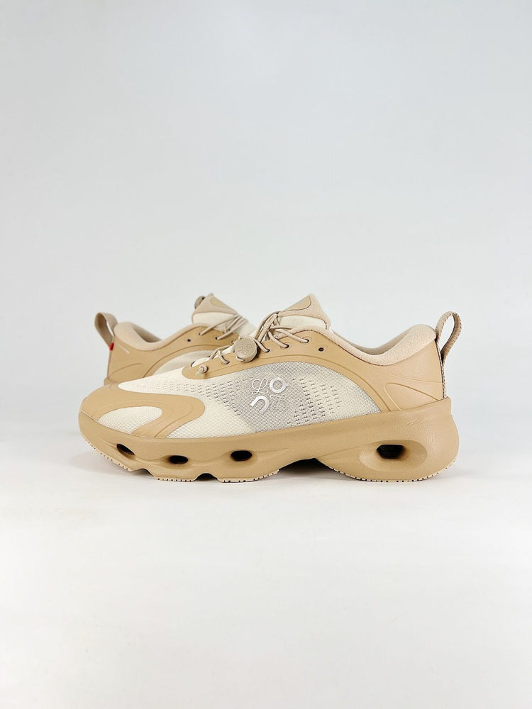Oudsolo On Cream Sneakers