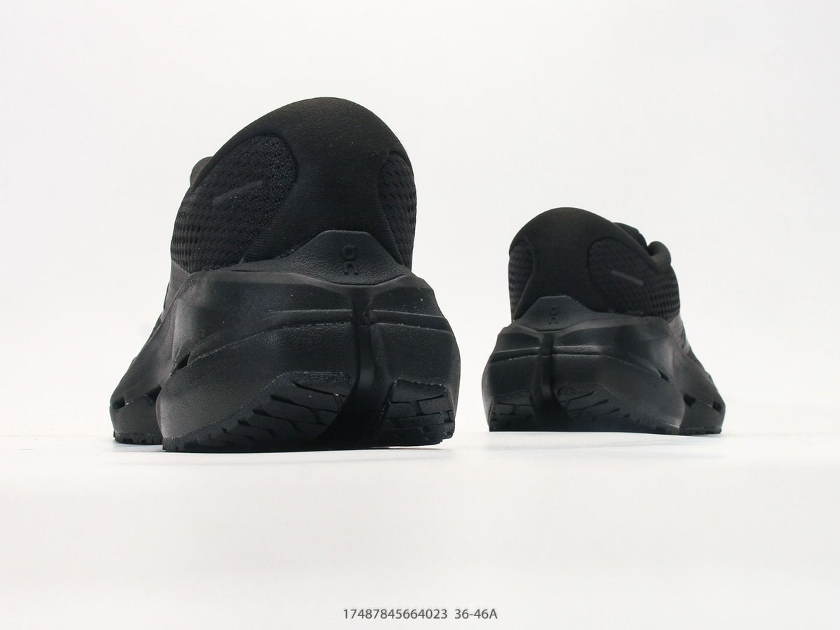 On THE ROGER Pro Fire Black Sneakers