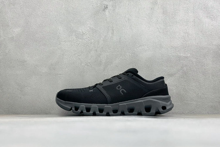 On Cloud X 5 Black & Charcoal Sneakers