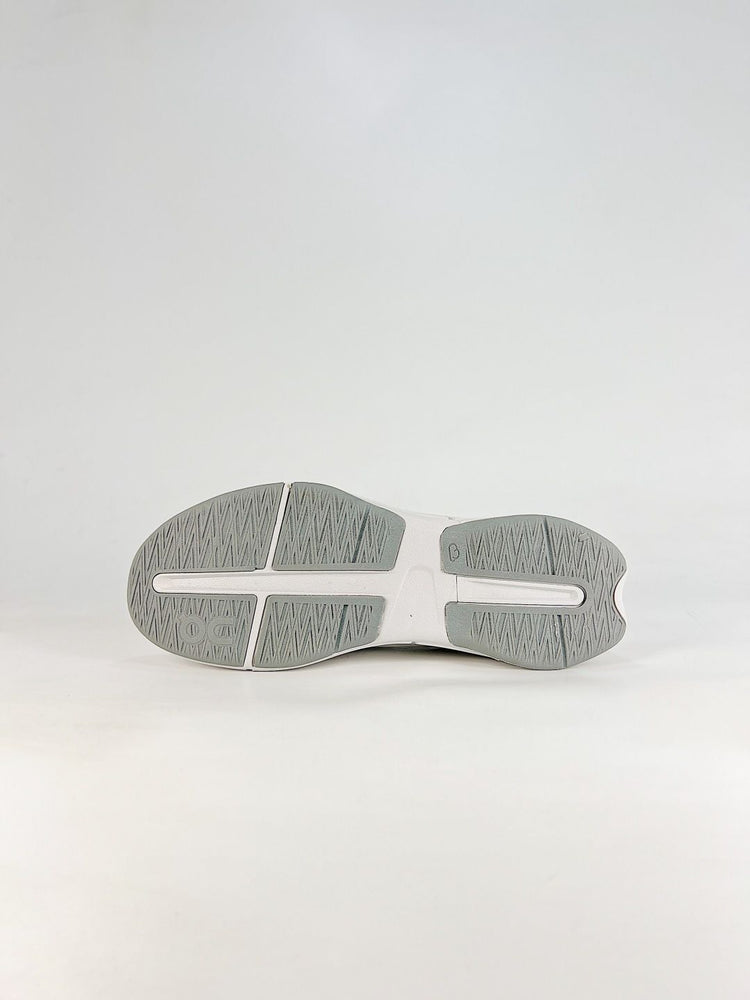 On Cloudnova Moon White & Grey Sneakers