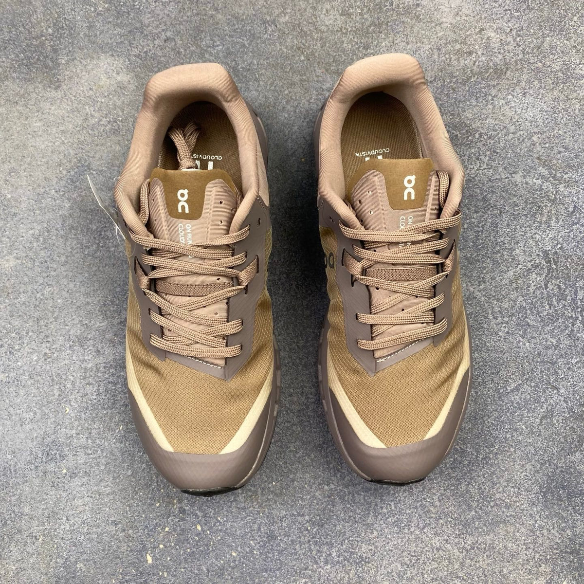 On Cloudvista 2 Taupe & Sand Sneakers