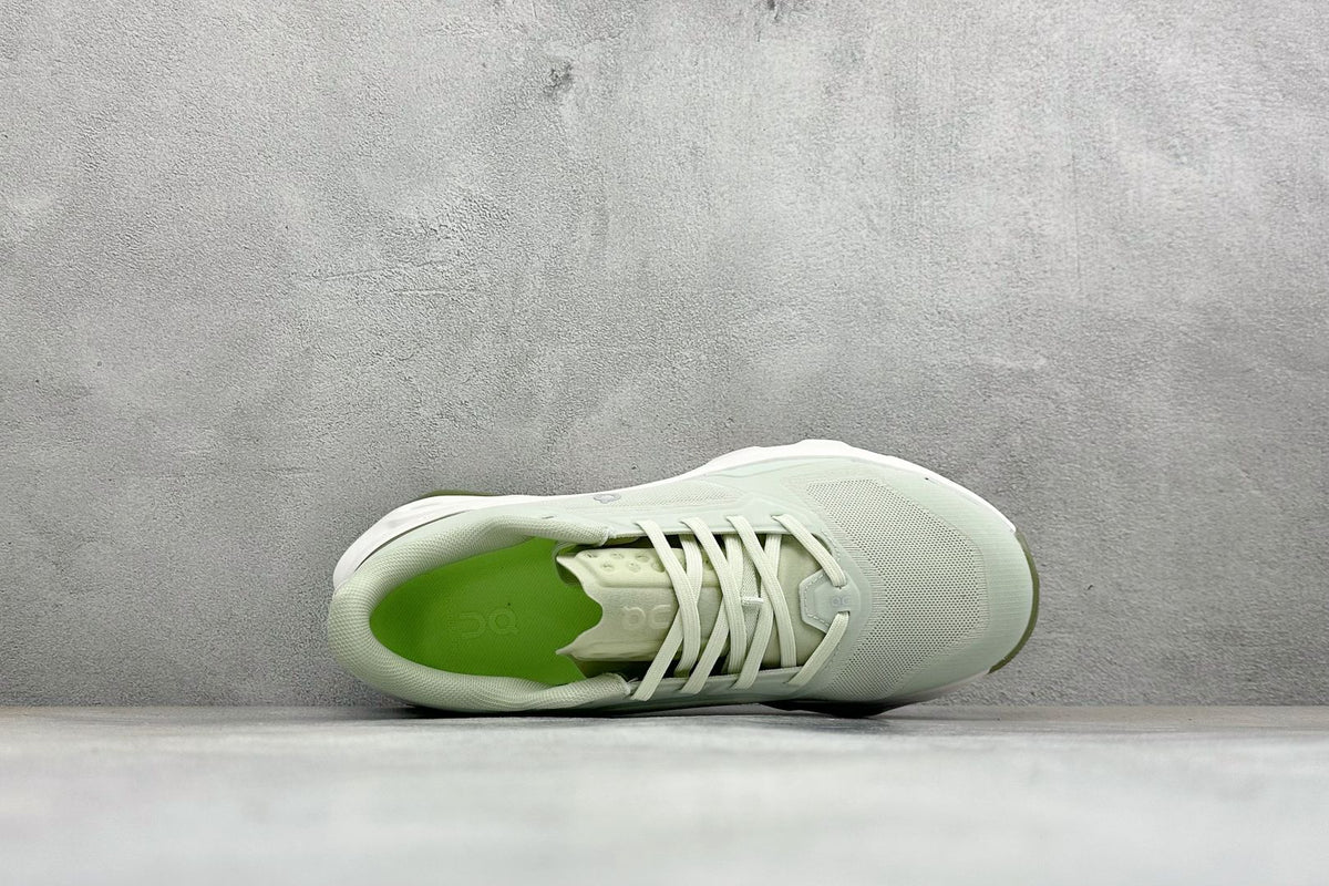 On Cloudpulse 2 Cream & White Sneakers