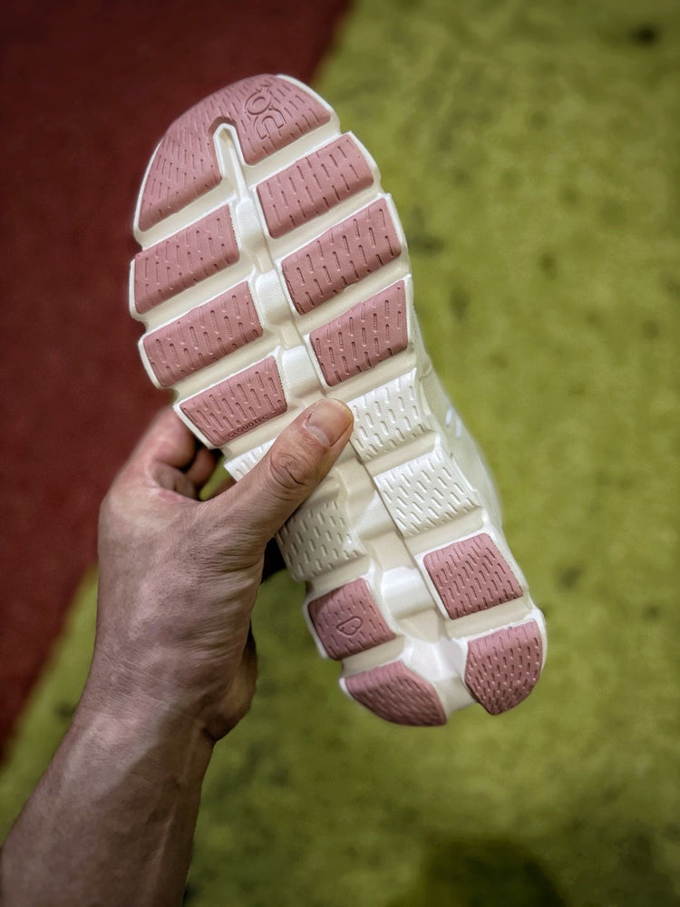 On Cloud X 5 Light Grey & Blush Sneakers