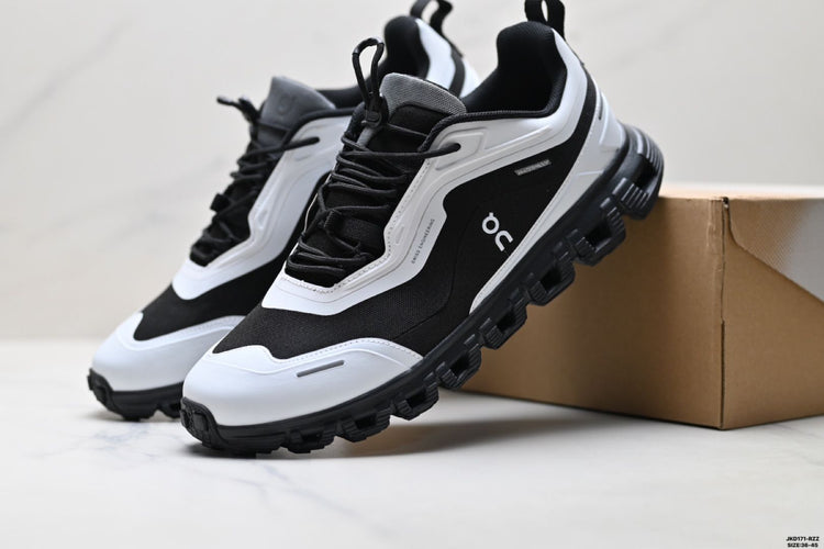 On Cloud 6 Geo Black & White Sneakers