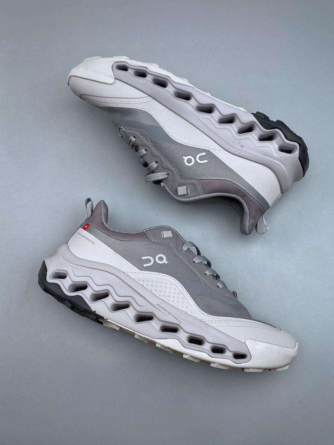 On Cloudleap Grey & White Sneakers