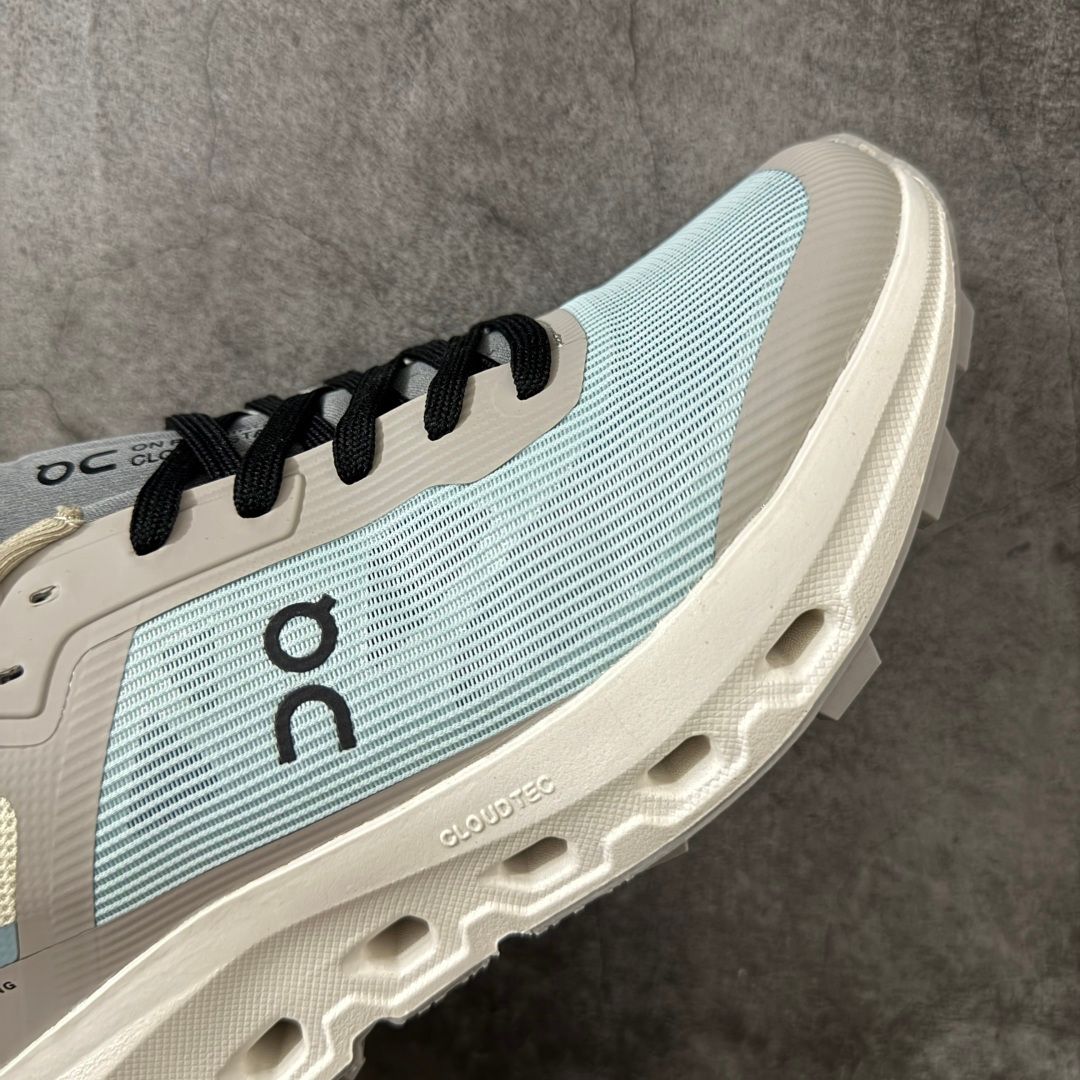 On Cloudvista 3 Mint & Cream Sneakers