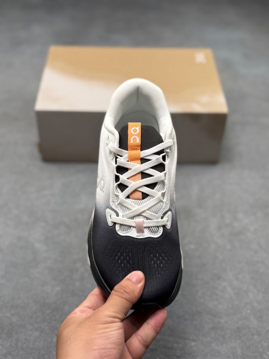 On Cloudsurfer 3 Black & Light Grey Sneakers