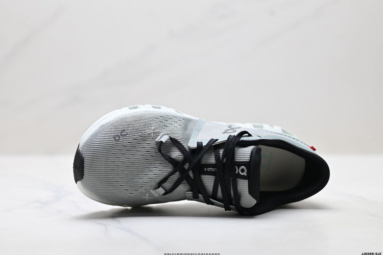 On Cloud X 4 Grey & Mint Sneakers