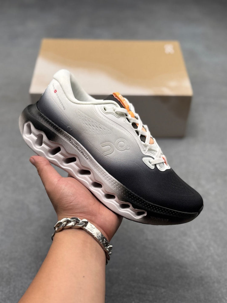 On Cloudsurfer 3 Black & Light Grey Sneakers