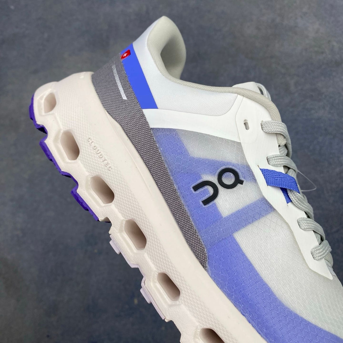 On Cloudvista 2 Cream & Blue Sneakers