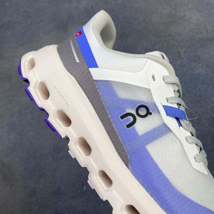 On Cloudvista 2 Cream & Blue Sneakers