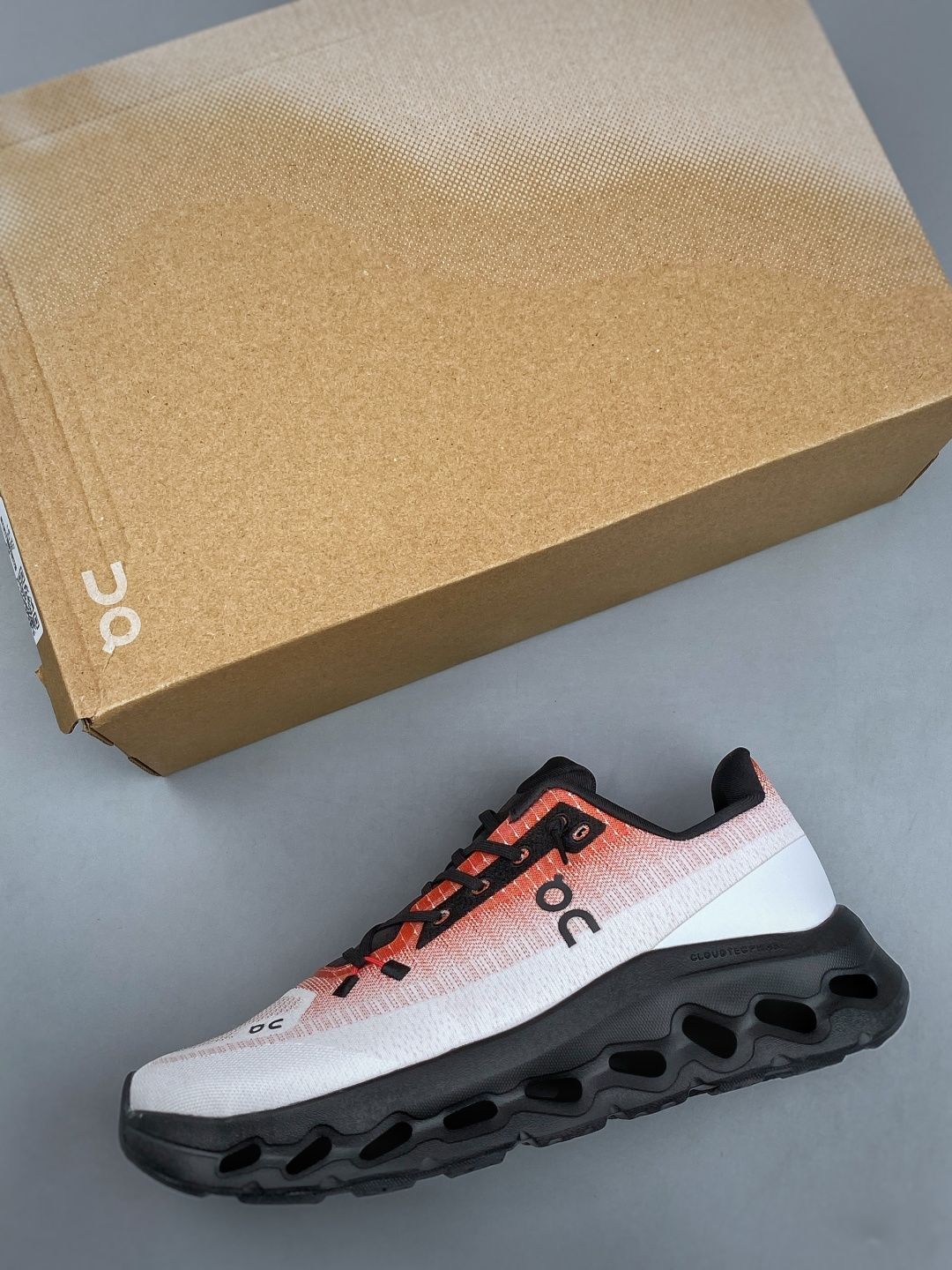 On Cloud X 4 White & Coral Sneakers