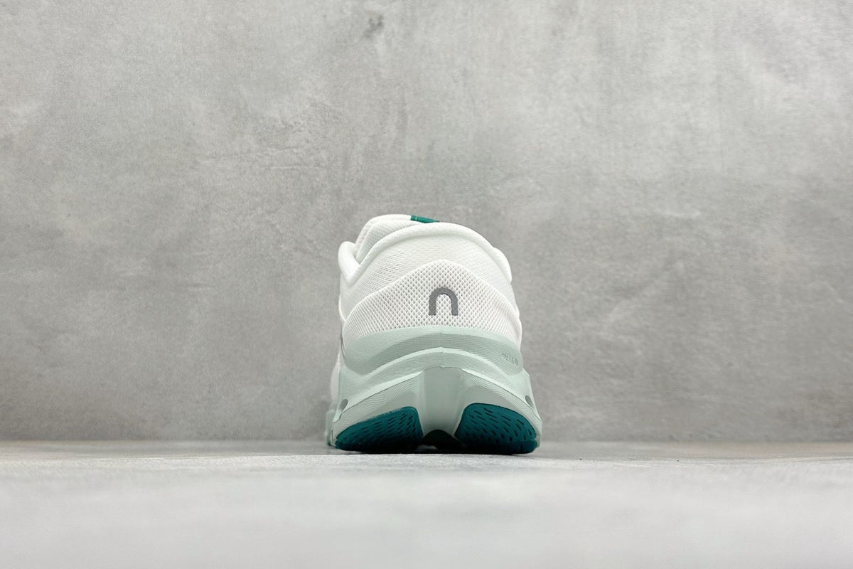 On Cloud X 5 White & Mint Sneakers