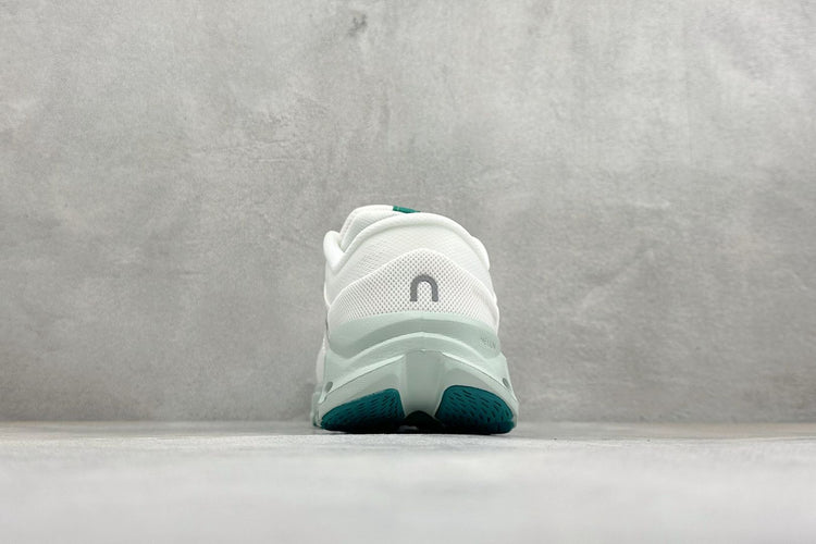 On Cloud X 5 White & Mint Sneakers