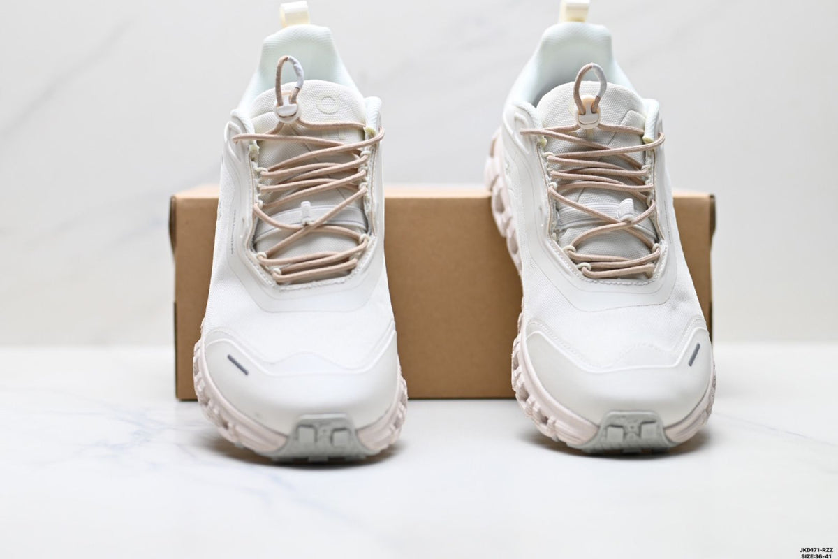 On Cloud 6 Geo White & Light Grey Sneakers