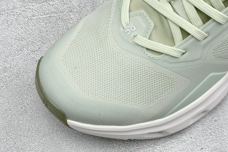 On Cloudpulse 2 Cream & White Sneakers