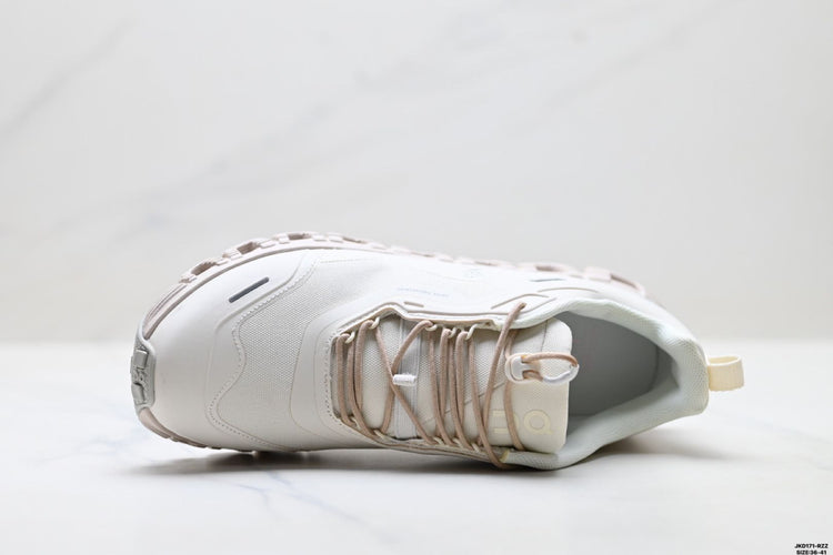 On Cloud 6 Geo White & Light Grey Sneakers