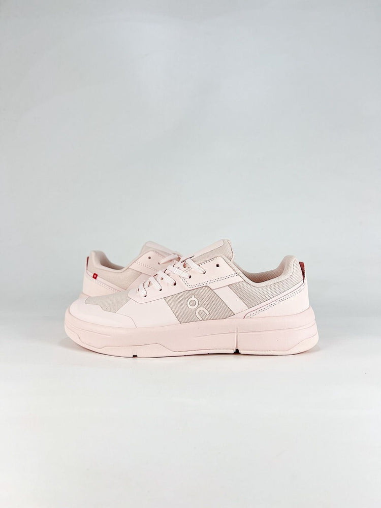 On THE ROGER Clubhouse 2 Blush Pink Sneakers