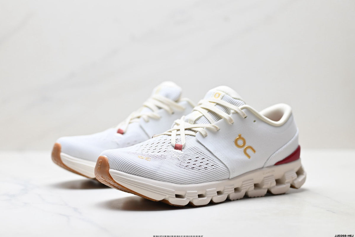 On Cloud X 4 White & Cream Sneakers